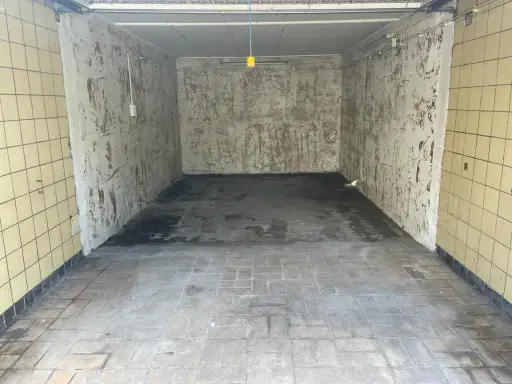 Voor: de situatie voordat Klusbedrijf Biever aan het timmerwerk en verbouwing begon