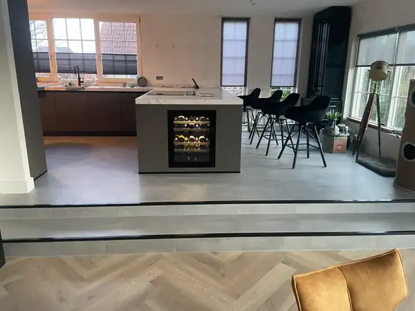 Project van Klusbedrijf Biever: stoffering, vloer of trap in Vlaardingen en omgeving
